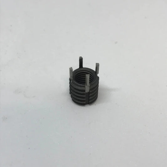 SFE BOSS thread insert for fluid housing
